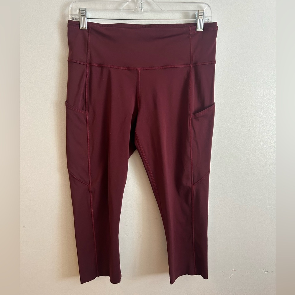 Lululemon Crop Leggings athleisure Burgundy Size 10